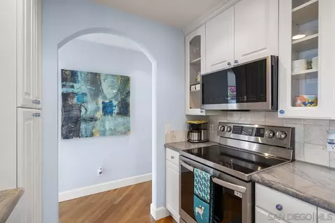 Kitchen - 356 Prospect St #N3, La Jolla, CA 92037 photo 6 of 6