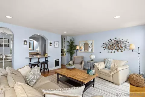 Living - 356 Prospect St #N3, La Jolla, CA 92037 photo 3 of 7