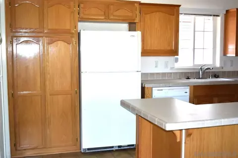 2000 Crofton St #SPC 39, Spring Valley, CA 91977 photo 4