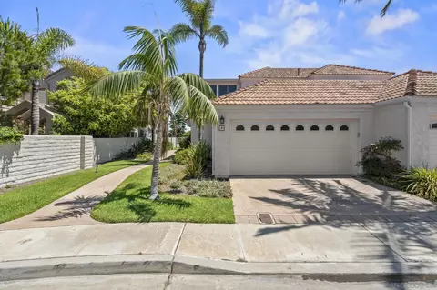 Exterior - 3 Aruba Bnd, Coronado, CA 92118 photo 3 of 4
