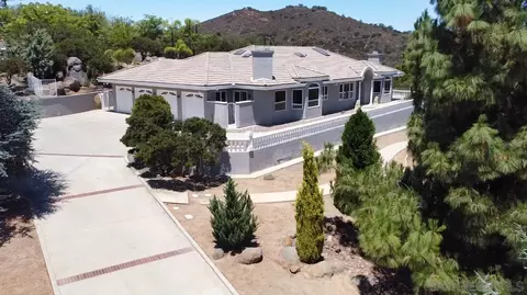 2850 Conestoga Ct, Alpine, CA 91901