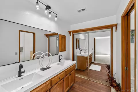 Bath - 539 Steffy Rd, Ramona, CA 92065 photo 3 of 6