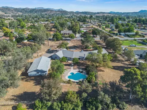 View/Area - 539 Steffy Rd, Ramona, CA 92065 photo 3 of 5