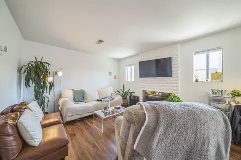 970 Marlin Dr, Vista, CA 92084