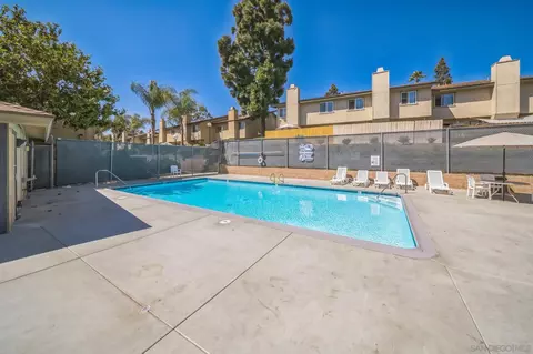 Exterior - 970 Marlin Dr, Vista, CA 92084 photo 4 of 6