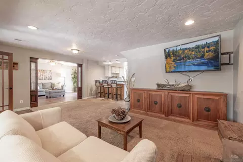 622 Sunset Ln, Sugarloaf, CA 92386 photo 10