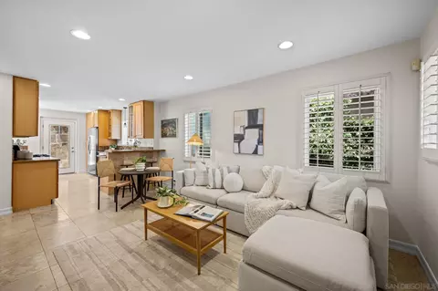 1568 Pacific Beach Dr, San Diego, CA 92109