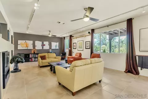 Living - 43054 Manchester Ct, Temecula, CA 92592 photo 4 of 4