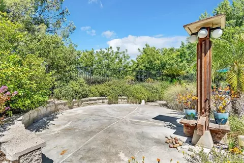 Exterior - 43054 Manchester Ct, Temecula, CA 92592 photo 8 of 12