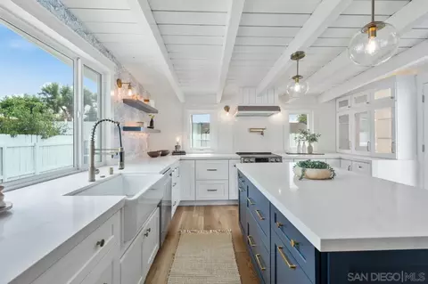 Kitchen - 812 Alveda Ave, El Cajon, CA 92019 photo 4 of 12