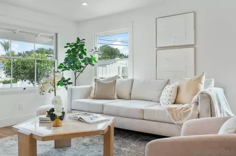 Living - 812 Alveda Ave, El Cajon, CA 92019 photo 3 of 4