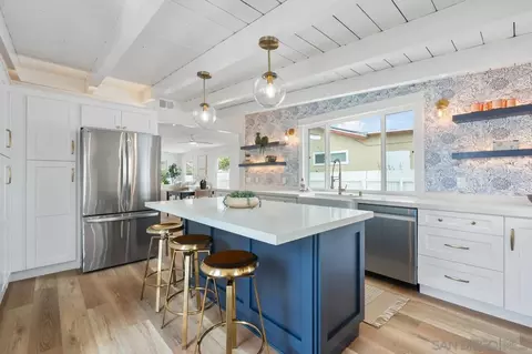 Kitchen - 812 Alveda Ave, El Cajon, CA 92019 photo 8 of 12
