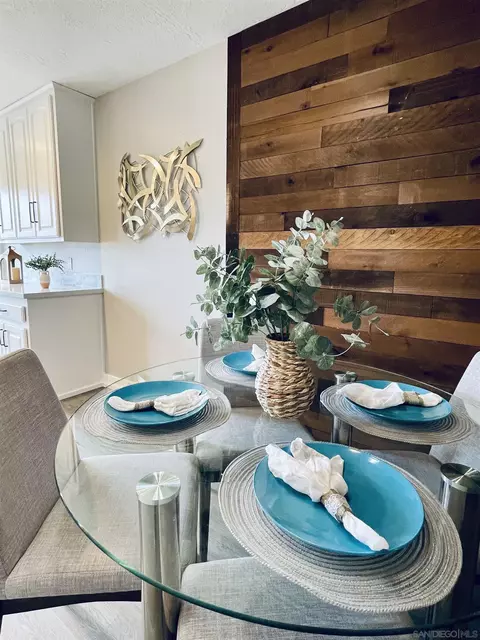 Dining - 8721 Wahl St, Santee, CA 92071 photo 3 of 4