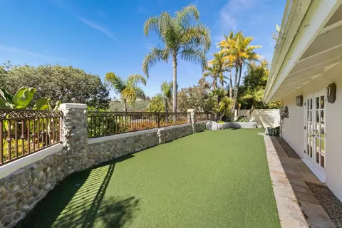 Exterior - 6937 Paseo Laredo, La Jolla, CA 92037 photo 5 of 9
