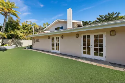 Exterior - 6937 Paseo Laredo, La Jolla, CA 92037 photo 4 of 9