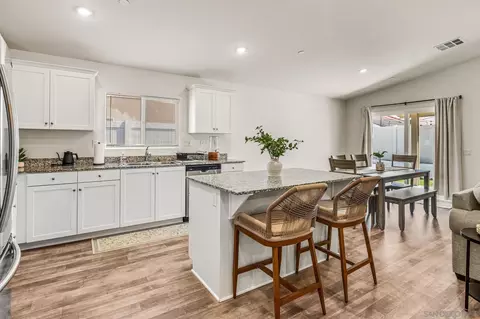 1430 Monument St, Hemet, CA 92543 photo 8