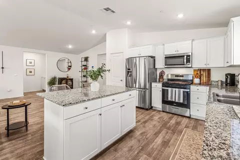 1430 Monument St, Hemet, CA 92543 photo 12