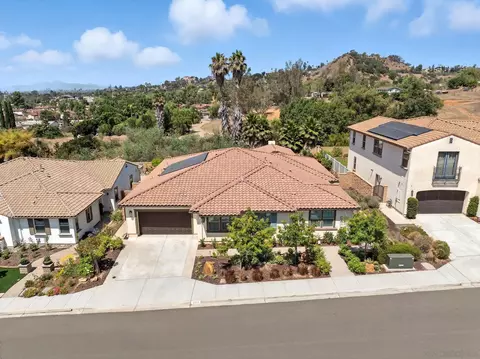2313 E Lincoln Ave, Escondido, CA 92027 photo 3
