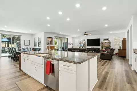 2313 E Lincoln Ave, Escondido, CA 92027 photo 15