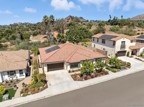 2313 E Lincoln Ave, Escondido, CA 92027 photo 2