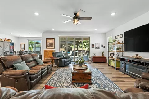 2313 E Lincoln Ave, Escondido, CA 92027 photo 8