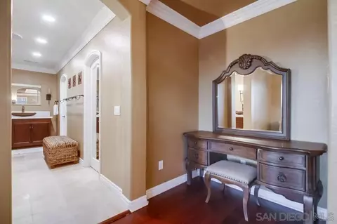 Entry Way - 2879 S Compass Cir, Chula Vista, CA 91914 photo 9 of 9