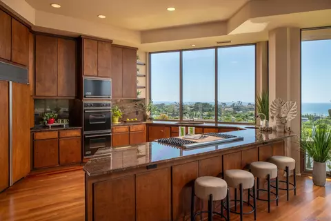 Kitchen - 779 Barbara Ave, Solana Beach, CA 92075 photo 1 of 4