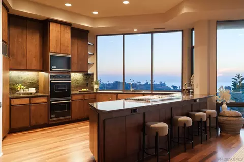 Kitchen - 779 Barbara Ave, Solana Beach, CA 92075 photo 2 of 4