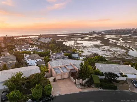 View/Area - 779 Barbara Ave, Solana Beach, CA 92075 photo 3 of 5