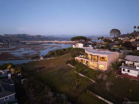 View/Area - 779 Barbara Ave, Solana Beach, CA 92075 photo 5 of 5
