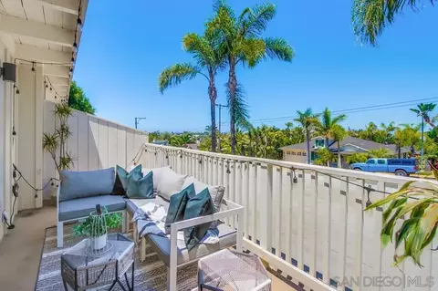 Exterior - 303-305 Sanford St, Encinitas, CA 92024 photo 6 of 9