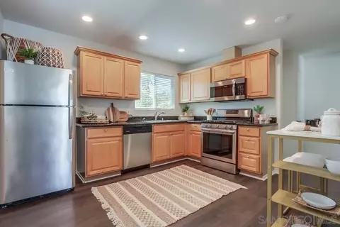 Kitchen - 303-305 Sanford St, Encinitas, CA 92024 photo 3 of 4