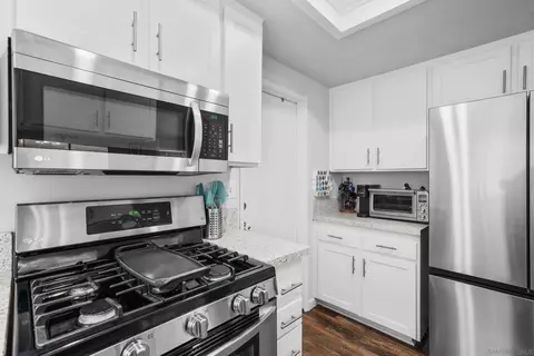 Kitchen - 10226 Julio Pl, Santee, CA 92071 photo 5 of 5