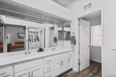 Bath - 10226 Julio Pl, Santee, CA 92071 photo 1 of 2