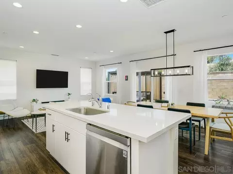 1882 Emily St, El Cajon, CA 92021 photo 9