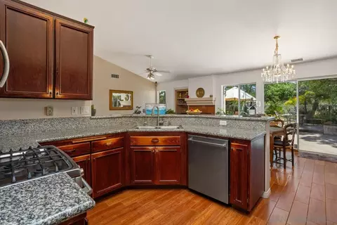 4431 Old River St, Oceanside, CA 92057 photo 15