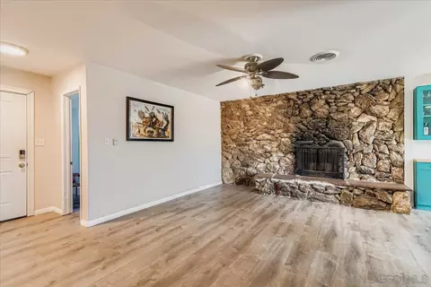 Living - 992 Ednabelle Ct, El Cajon, CA 92021 photo 1 of 3