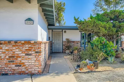 Exterior - 992 Ednabelle Ct, El Cajon, CA 92021 photo 3 of 9