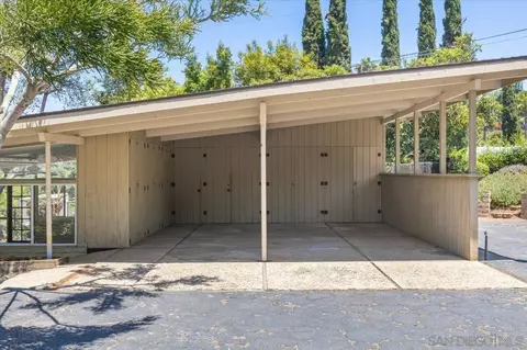 Exterior - 1421 Rincon Rd, Escondido, CA 92025 photo 5 of 8