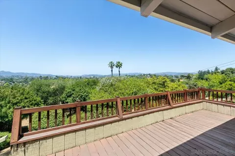 Exterior - 1421 Rincon Rd, Escondido, CA 92025 photo 4 of 8