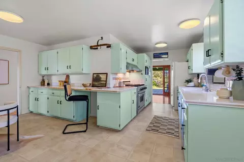 Kitchen - 6243 Buisson St, San Diego, CA 92122 photo 3 of 4