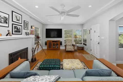 Living - 2755 Eagle St, San Diego, CA 92103 photo 2 of 3