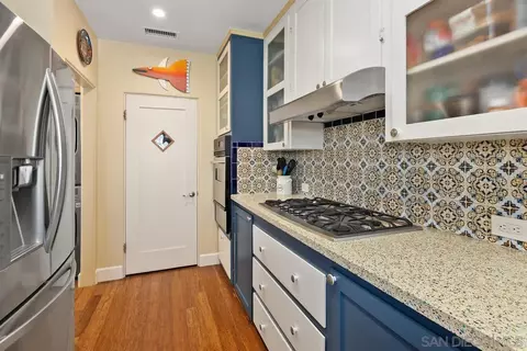 Kitchen - 2755 Eagle St, San Diego, CA 92103 photo 3 of 3
