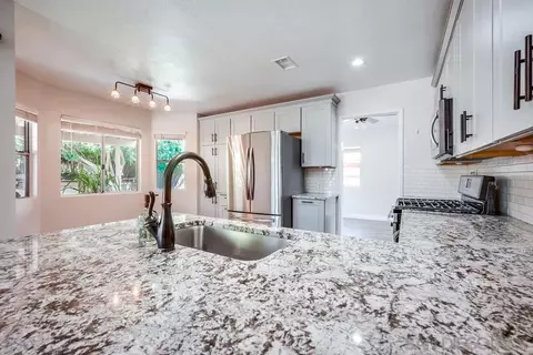 40037 Amberley Cir, Temecula, CA 92591 photo 14