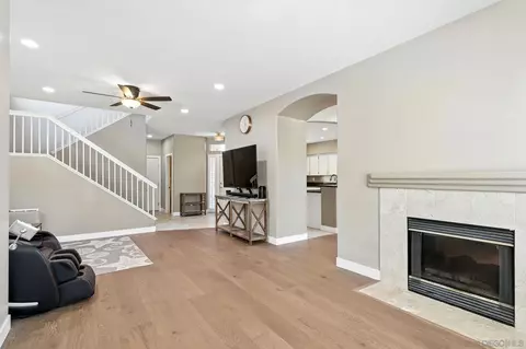 Living - 8747 Gracilior Pl, Escondido, CA 92026 photo 3 of 6