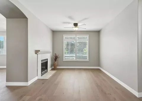 Living - 8747 Gracilior Pl, Escondido, CA 92026 photo 2 of 6