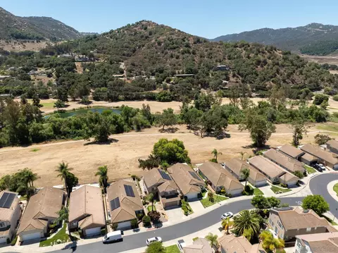 View/Area - 8747 Gracilior Pl, Escondido, CA 92026 photo 4 of 7