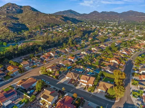 View/Area - 14665 Buckwood St, Poway, CA 92064 photo 4 of 5