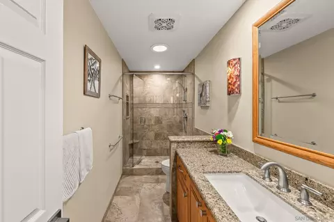 Bath - 14665 Buckwood St, Poway, CA 92064 photo 4 of 4