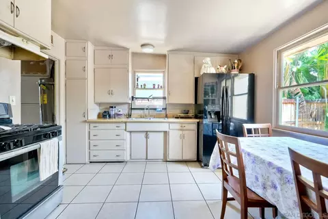 Kitchen - 759 W 10th Ave, Escondido, CA 92025 photo 2 of 2